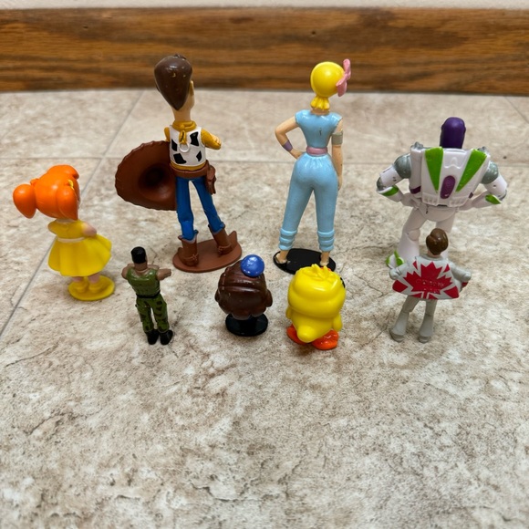 Disney Pixar Toy Story 4 Collectible Figures Cake Toppers Lot of 8 - Picture 4 of 6